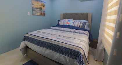 Midas Royal- Cozy Private Residence in San Fernando