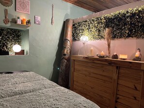 Spa - Club 27  Hostal Cafe & Spa (Santa Ana)