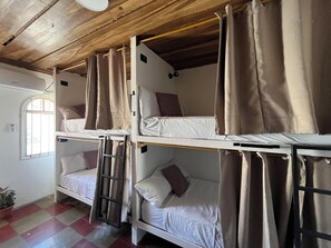 Dormitorio compartido Confort | Wifi gratis 