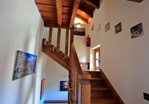 Interior - Rural house (Corao)