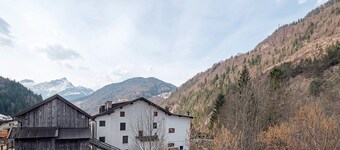 Holiday Home 'Ciasa Civetta' with Mountain View, Private Terrace and Wi-Fi