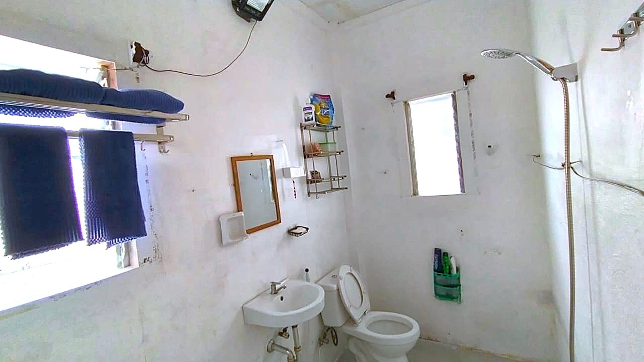 Maison Standard | Salle de bain | Serviettes fournies