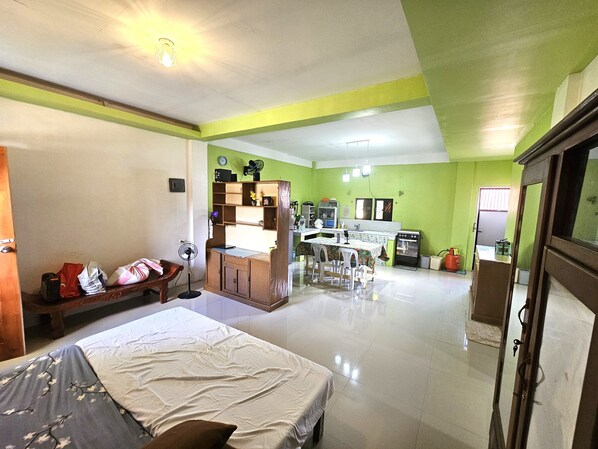 Living area - Real House (Real)