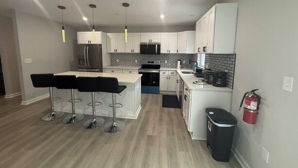 Private kitchen - Modern 4-Level House near DC & Annapolis (Bowie)