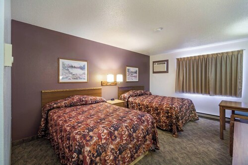 The Roosevelt Hotel & RV Park 