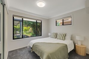 4 bedrooms, internet