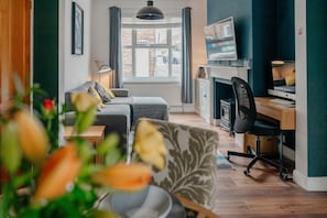 Living area - Relaxing Home off Bishy Rd Perfect for City Break (York)