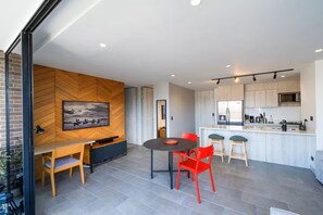 Interior - Best place and location in El Poblado, AC , BBQ Grill,Super View, 861 Sq feet (Medellín)