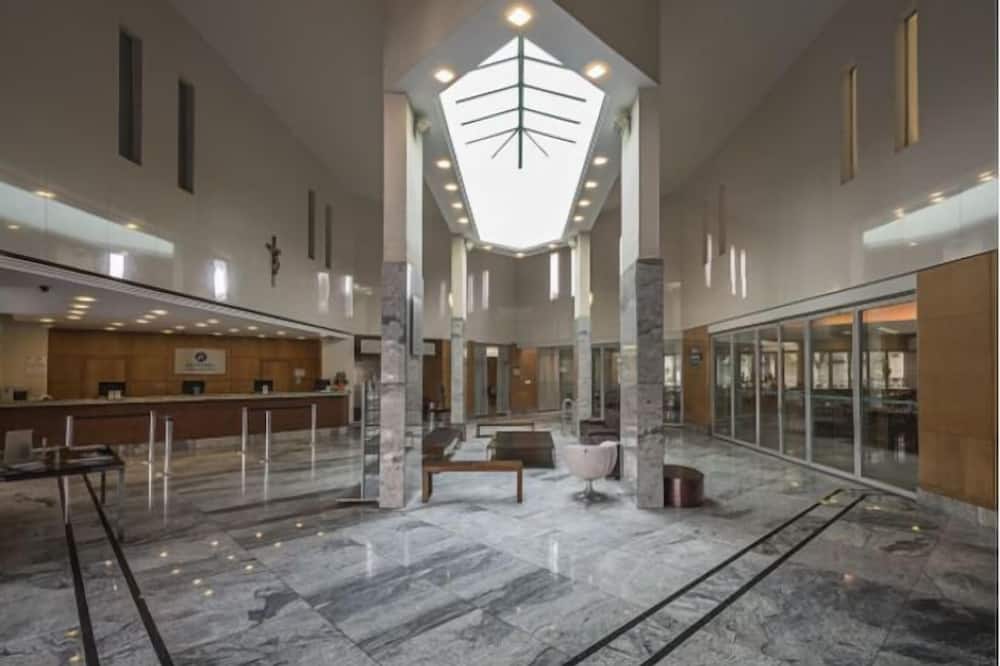 Actuall Convention Hotel