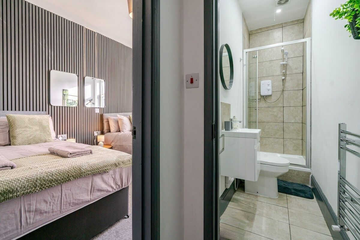 Hair dryer, towels