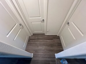 Unclassified image, 5 of 21, button - Nice House (Florence)