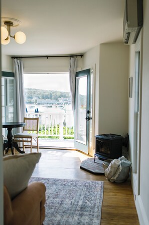 Unclassified image, 4 of 17, button - Boothbay Harbor King Suite  - Room 13 at AQ Inn - Fireplace, Patio, Harbor View! (Boothbay Harbor)