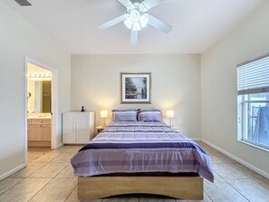 4 bedrooms, iron/ironing board, WiFi, bed sheets - Walk to Silver Spurs Rodeo and Heritage Park (Kissimmee)