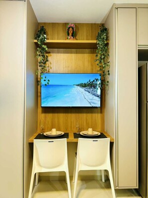 Interior - Mykonos Corner: Sun, Sea and Silence. Relax and enjoy leisure time on Itapuã beach! (Salvador)