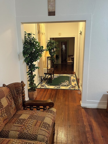 “Live Like a Local — Central Baton Rouge 2BR Near LSU & Downtown!”