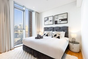 2 habitaciones, tabla de planchar con plancha, internet y ropa de cama 