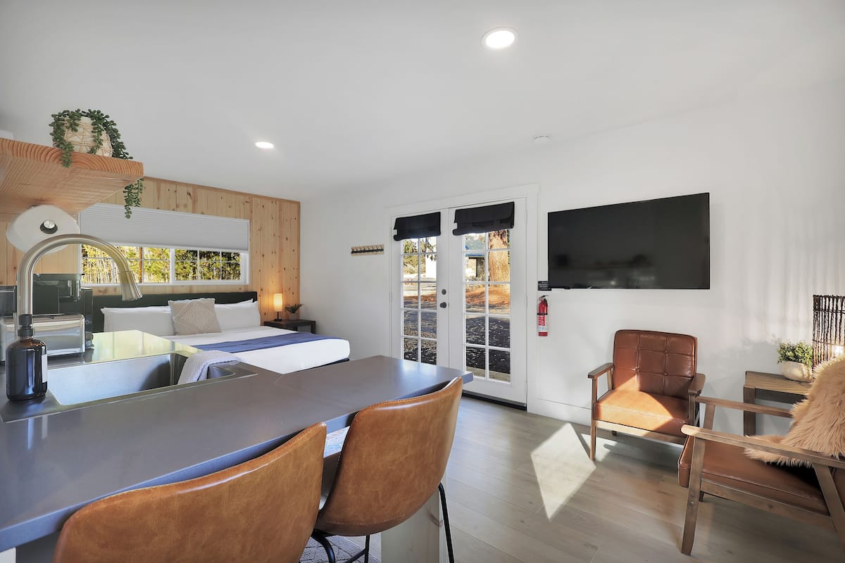 Suite, coin cuisine, vue montagne