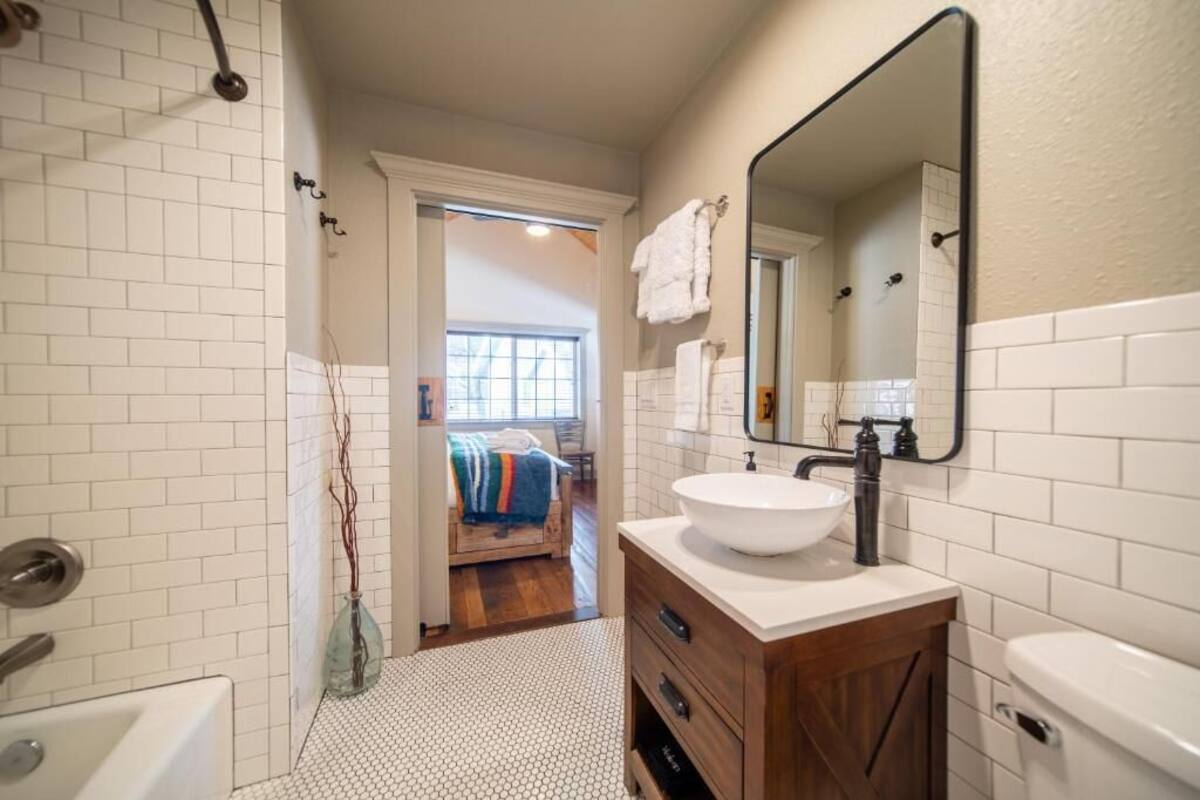 Triple Room, Courtyard View