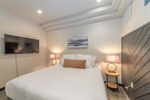 1 chambre, fer et planche à repasser, Wi-Fi gratuit, draps fournis