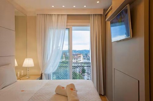 Stay Home Luxo Gramado | 1min Rua Coberta | Ar Cond | Premium
