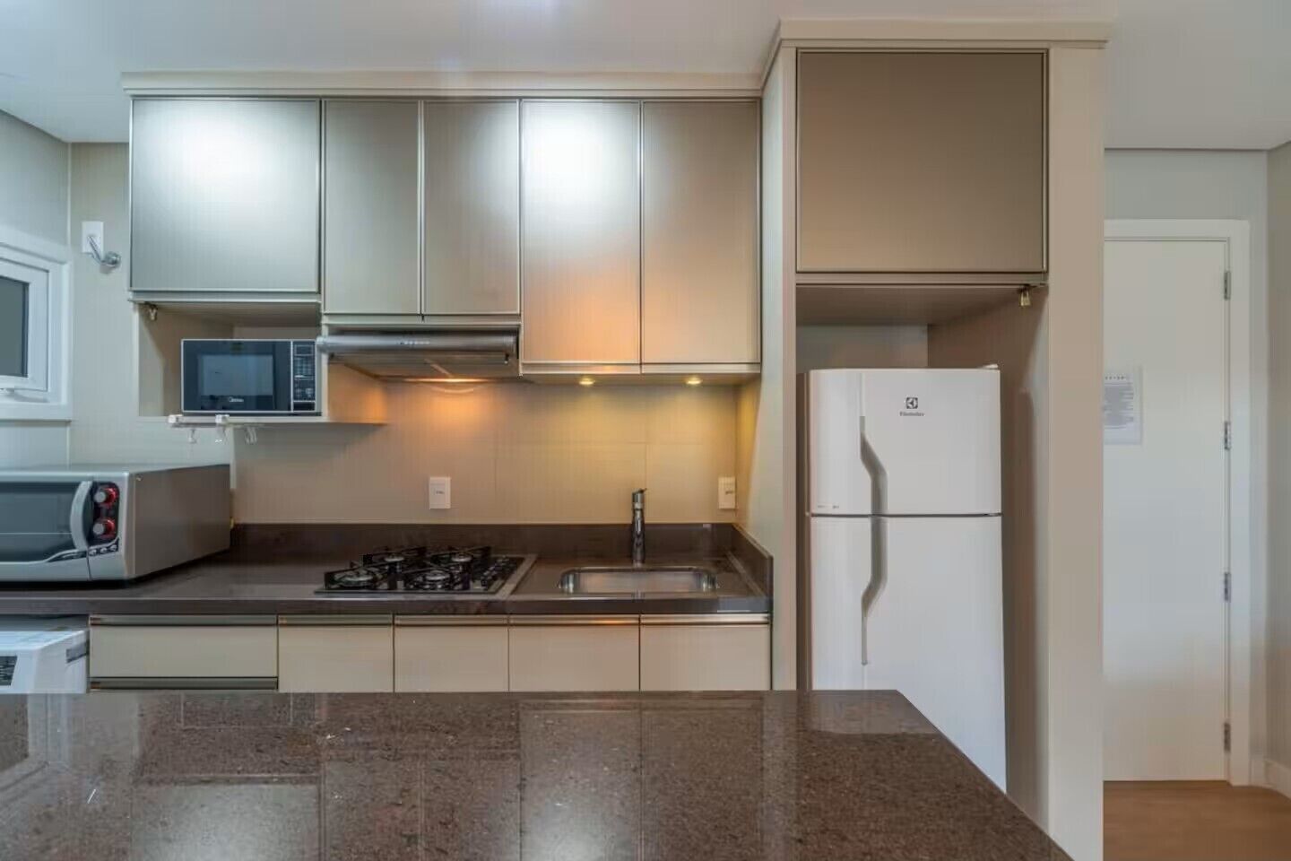 Comfort-Apartment, Küche, Stadtblick | Eigene Küche