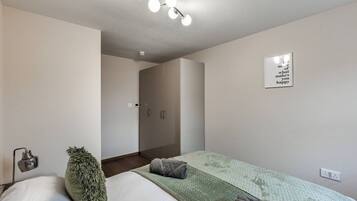 1 Schlafzimmer, Bügeleisen/Bügelbrett, kostenloses WLAN, Bettwäsche