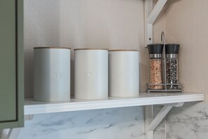 Unclassified image, 2 of 17, button - Sunny Green Apartment | Modern & Quiet (Great Yarmouth)