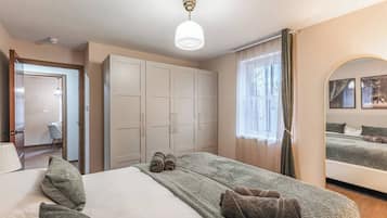 1 bedroom, iron/ironing board, free WiFi, bed sheets