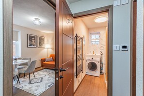 Uklassifisert bilde, 2 av 12, knapp