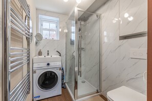 Unclassified image, 2 of 11, button - Velvet Escape- Relax & Comfort (Great Yarmouth)