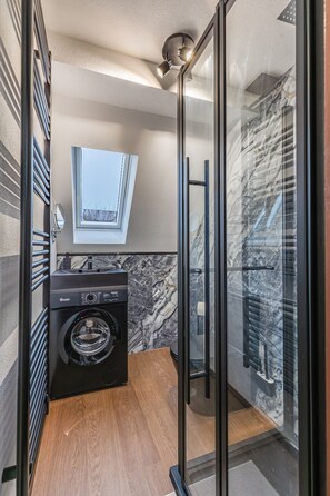 未分类图片，第 4 张，共 13 张，按钮