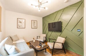 Unclassified image, 3 of 14, button - Central & Seaside: Comfort (Great Yarmouth)