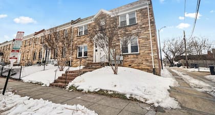 Bright 2BR Apt in DC with Parking Union Market Union Station