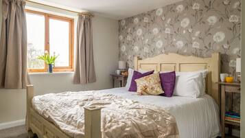 2 chambres, fer et planche Ă repasser, accĂšs Internet, draps fournis