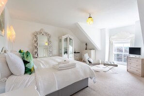 10 chambres, fer et planche à repasser, accès Internet, draps fournis