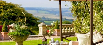 Amberstone Manor - Ten Bedroom Villa, Sleeps 20