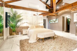 Unclassified image, 3 of 54, button