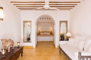 5 Schlafzimmer, Bügeleisen/Bügelbrett, Internetzugang, Bettwäsche