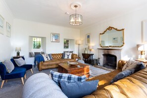 Fireplace, DVD player