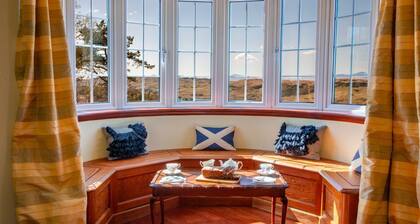 Oban Bay Hall - Seven Bedroom Villa, Sleeps 14
