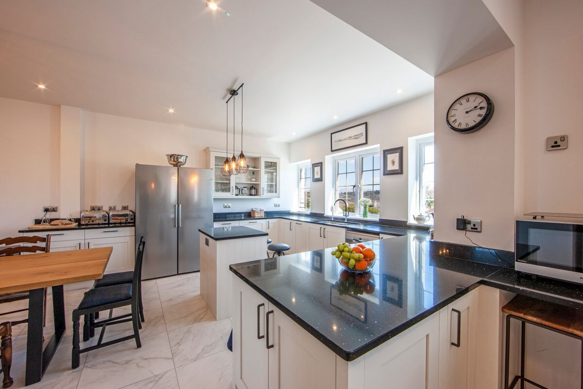 Dishwasher, highchair