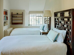 Unclassified image, 2 of 56, button