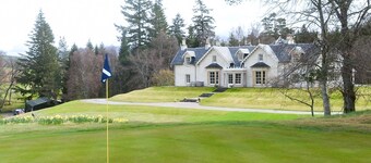 Spey Valley House - Eight Bedroom Villa, Sleeps 16