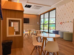 Unclassified image, 2 of 31, button - Beach Class Summer (Ipojuca)