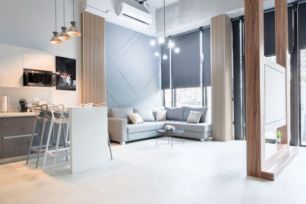 Imagen sin descripción, 1 de 19, botón