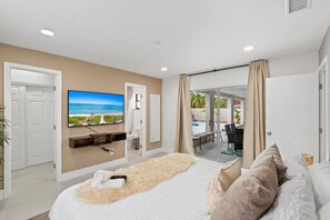 Iron/ironing board, travel crib, WiFi, bed sheets - Casa Tulum | Heated Pool • BBQ • Family & Friends (Miami)