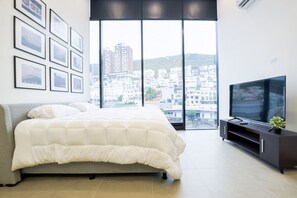 1 bedroom, desk, iron/ironing board, WiFi - ¡Moderno Loft en San Jerónimo! Cama King + Wifi (Monterrey)