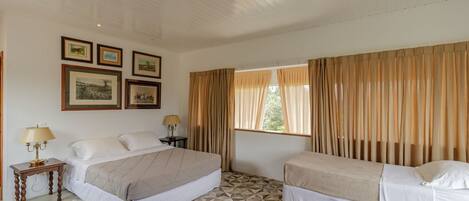 House, Smoking | 4 bilik tidur