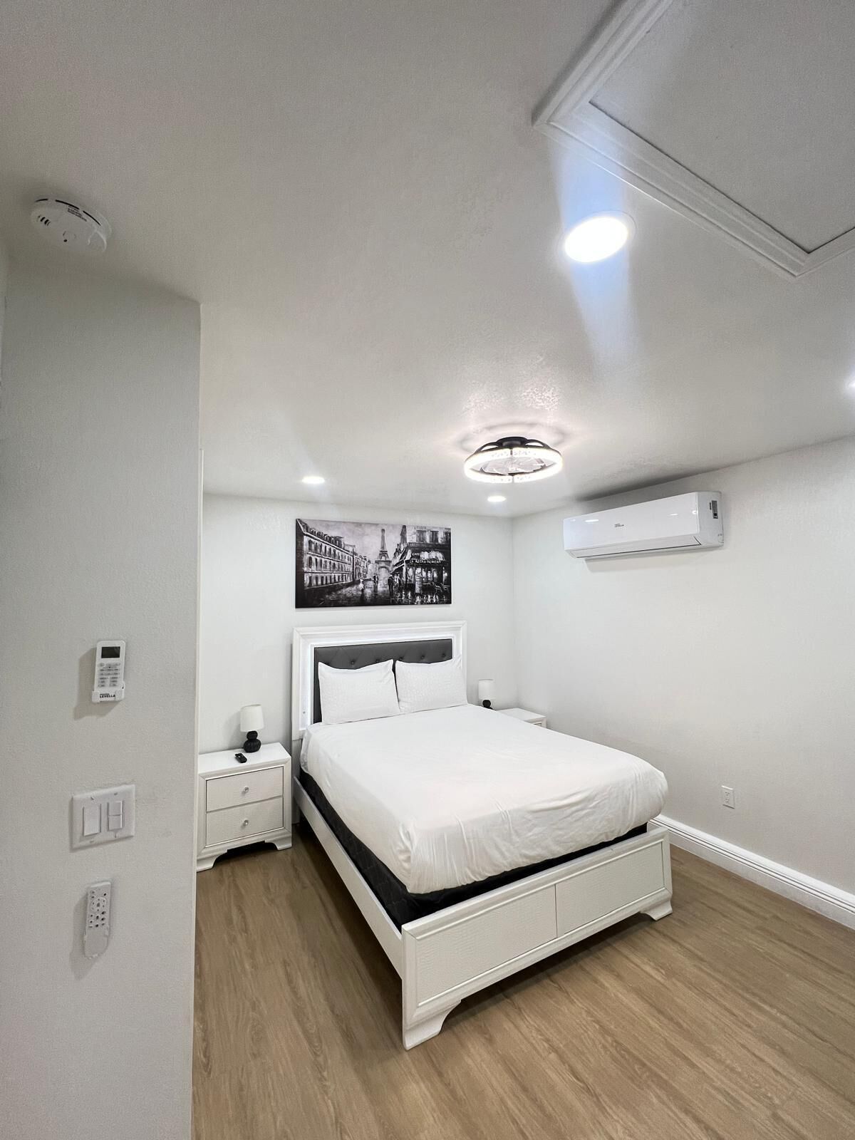 1 多间卧室、熨斗/熨衣板、WiFi、床单