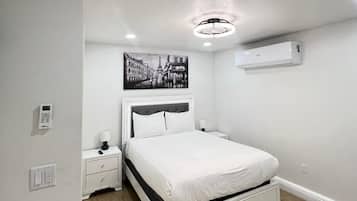 1 habitación, tabla de planchar con plancha, wifi y ropa de cama